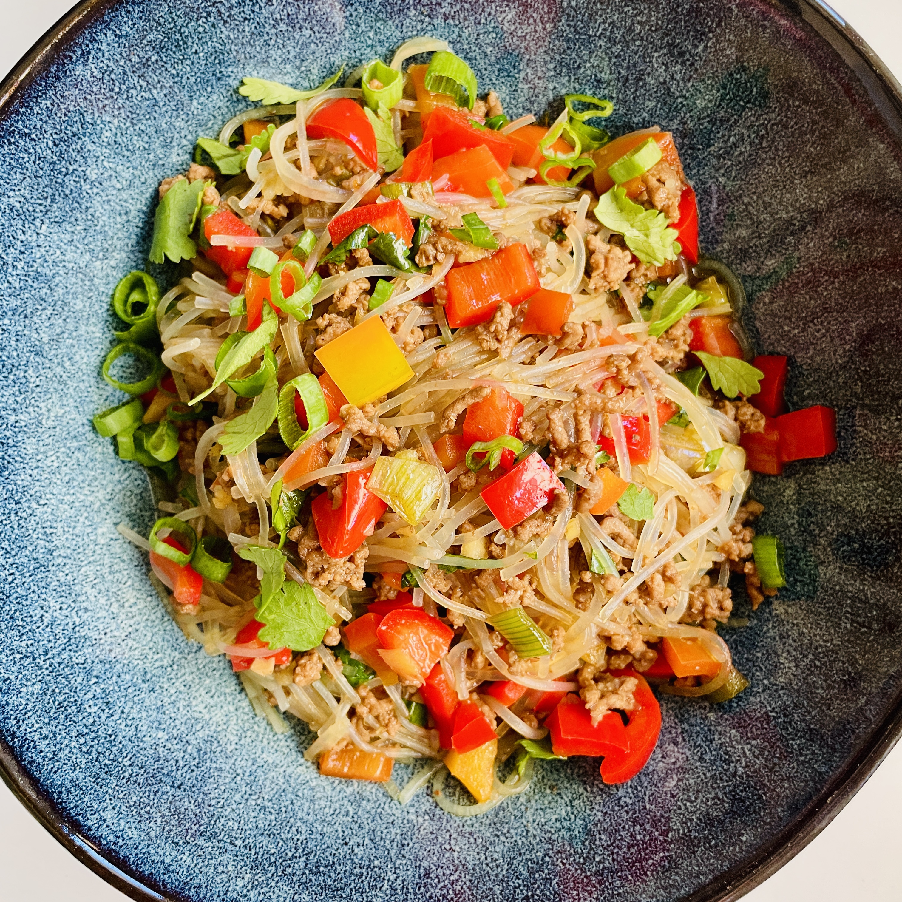 Asiatischer Teriyaki-Glasnudel-Salat