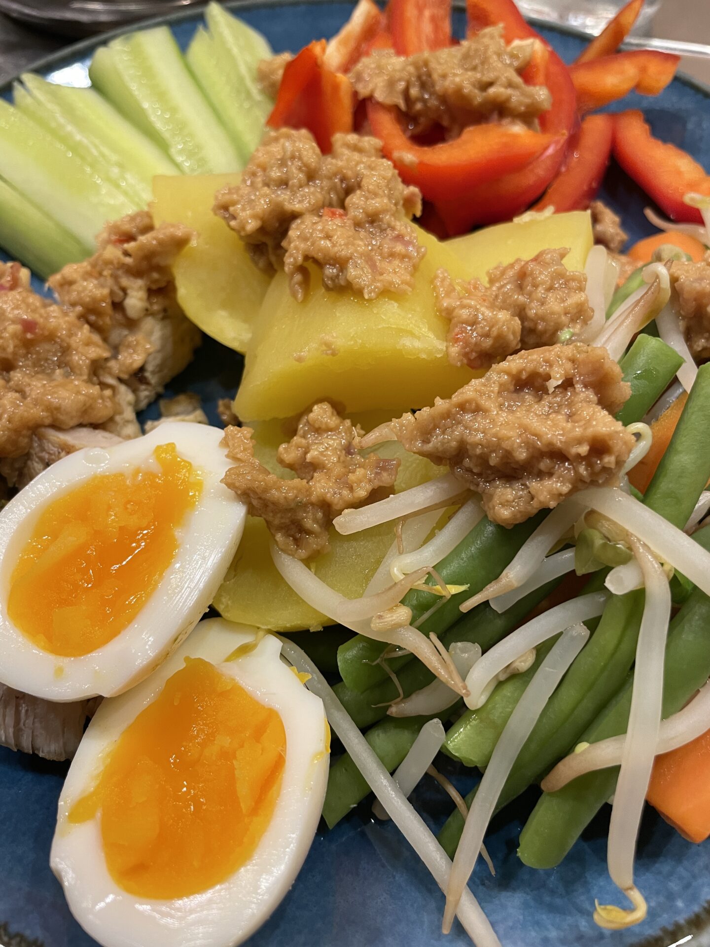 Erdnuss-Dressing für Gado-Gado
