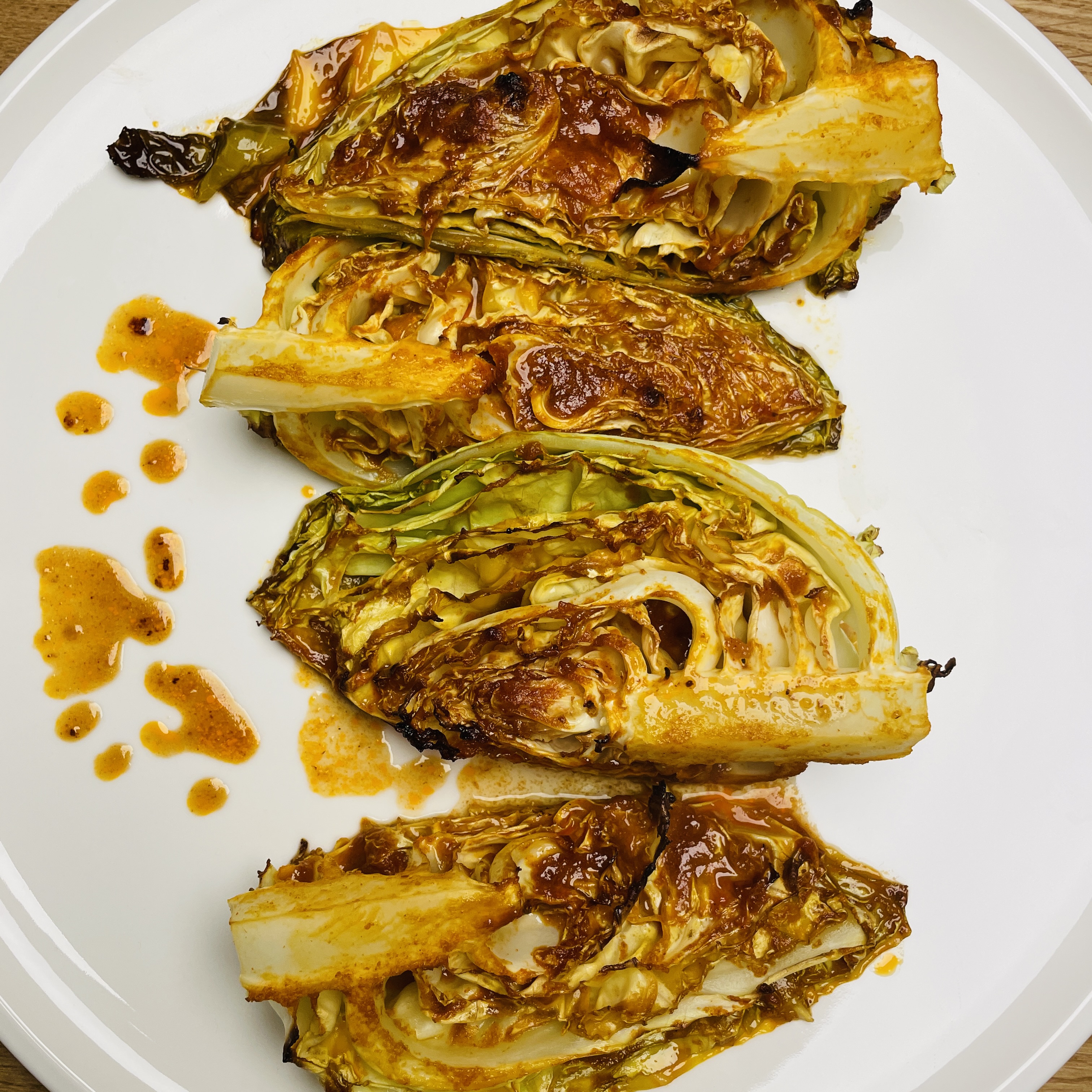 Gerösteter Spitzkohl mit Gochujang-Butter – Schritt 5