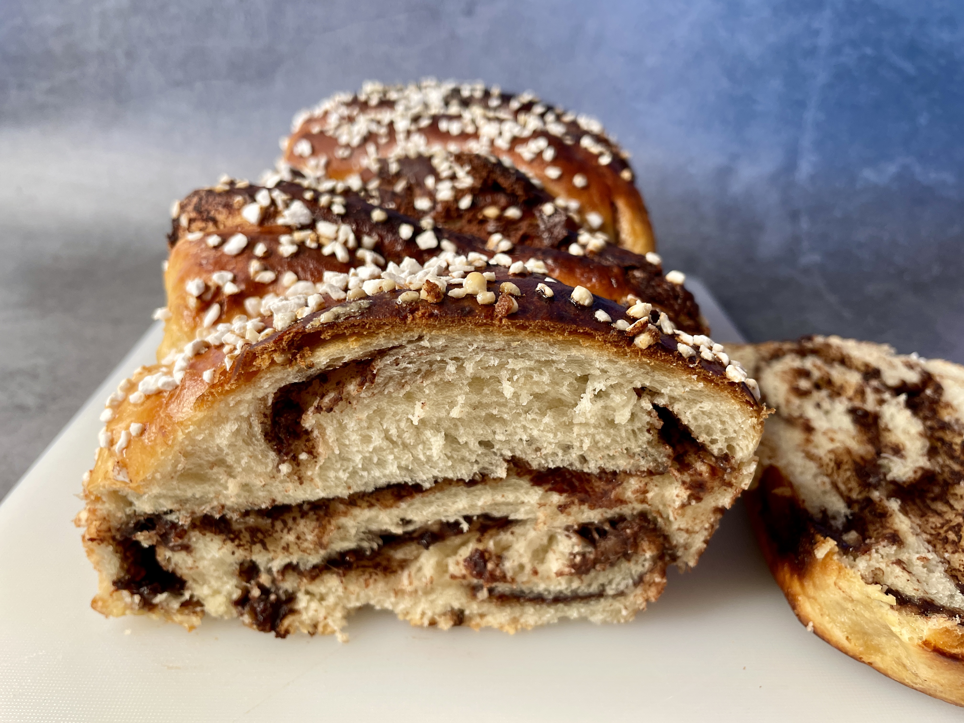 Hefezopf mit Nutella