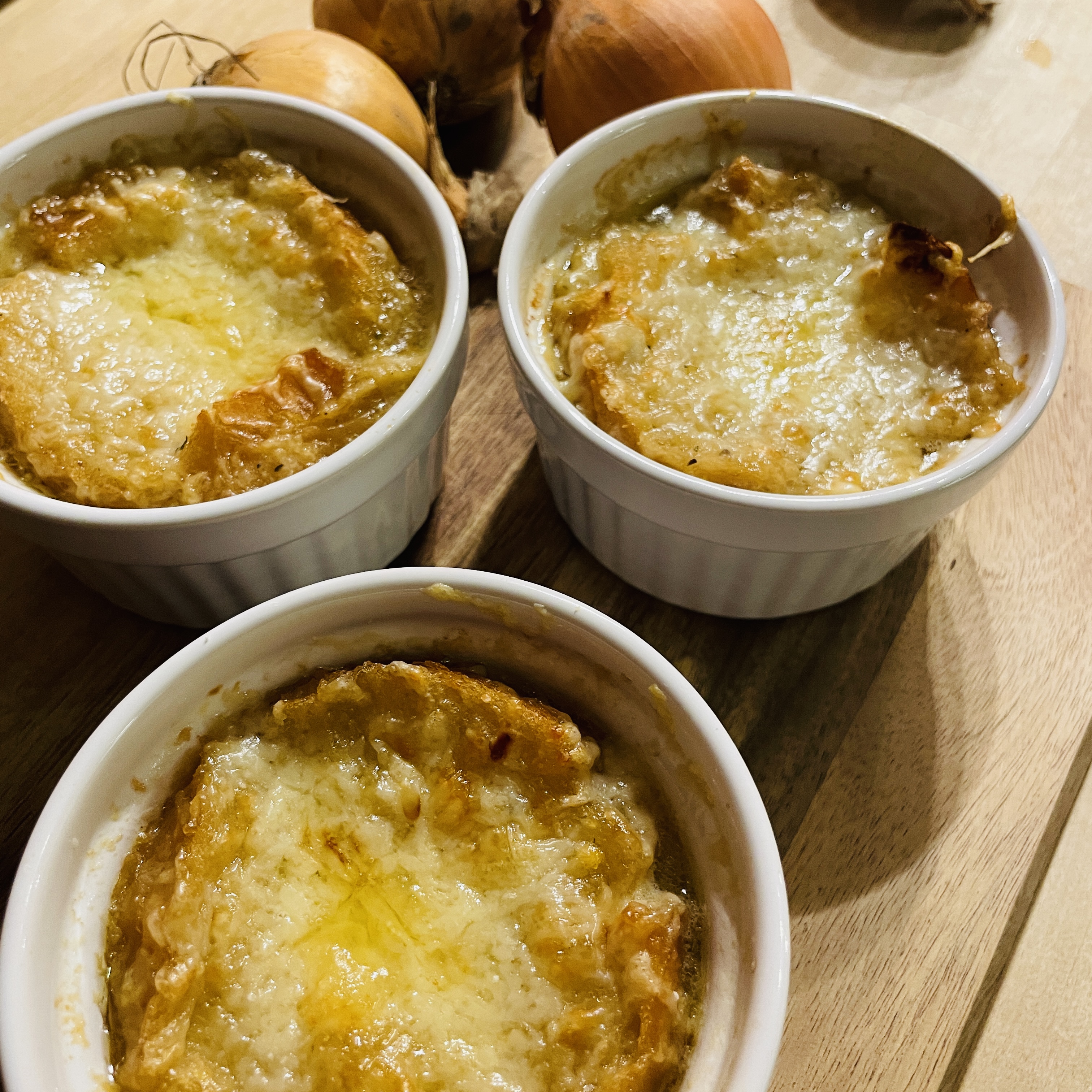 Lyoner Zwiebelsuppe nach Paul Bocuse