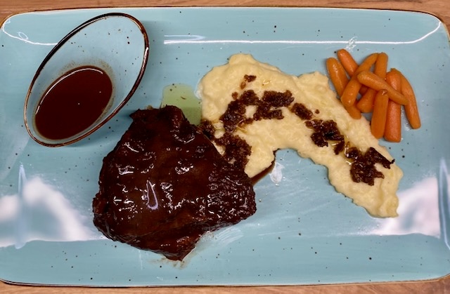 Ochsenbäckchen in Portwein-Schokoladensauce – Schritt 9