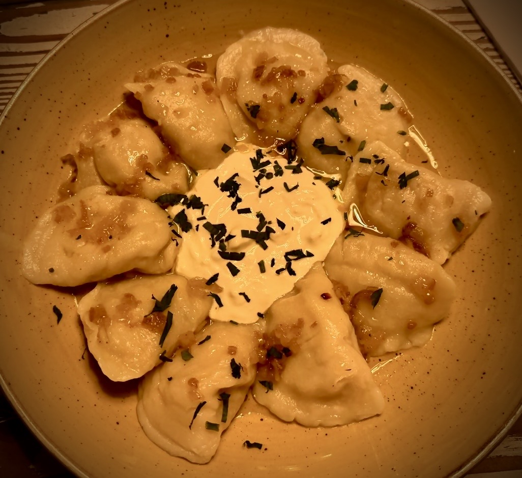 Piroggen mit Pflaumen by Caren Miosga