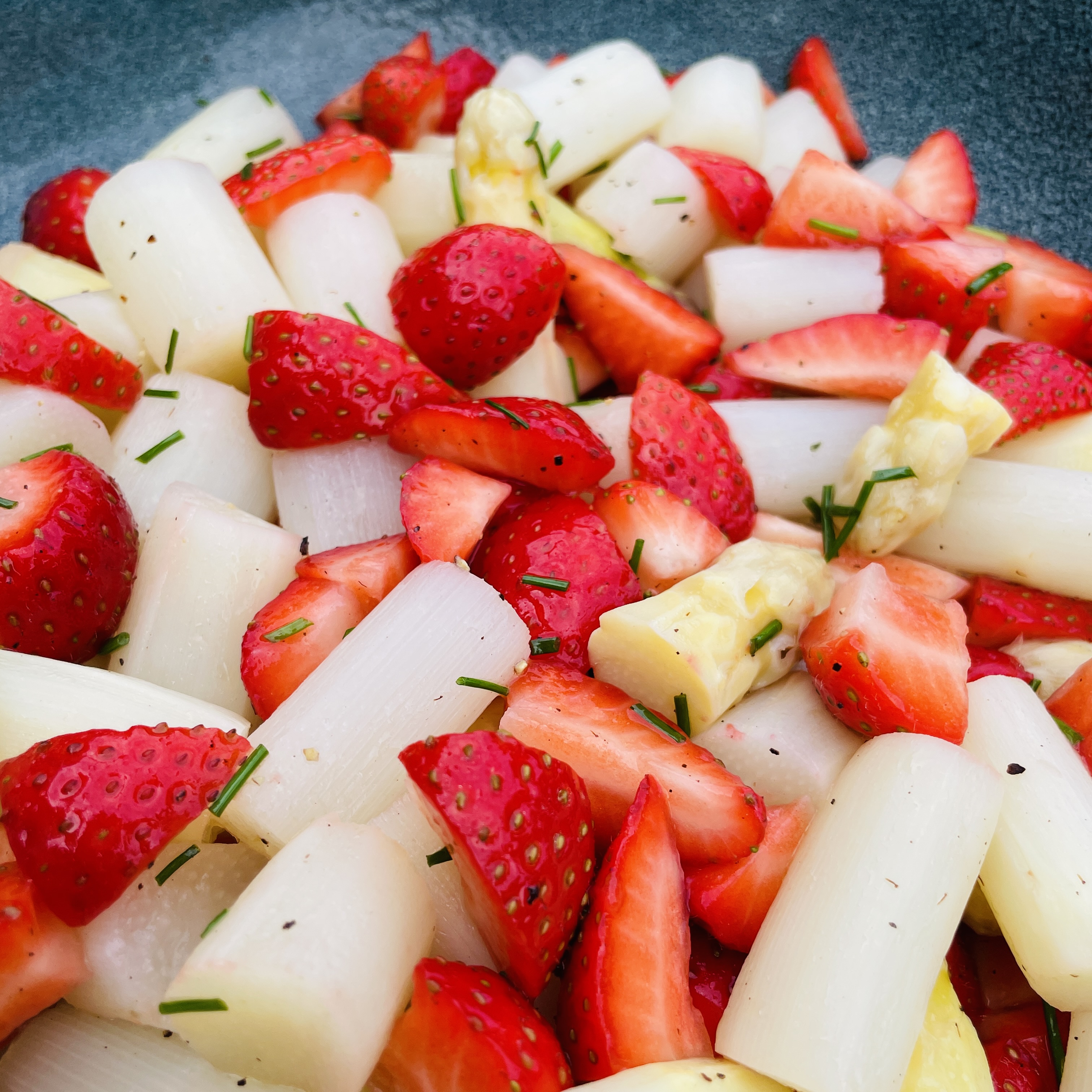 Spargel-Erdbeer-Salat
